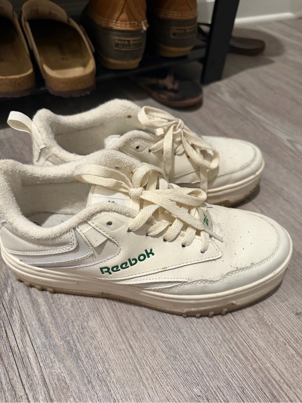 Reebok Off-White/Beige Athletic Sneakers with Green Logo